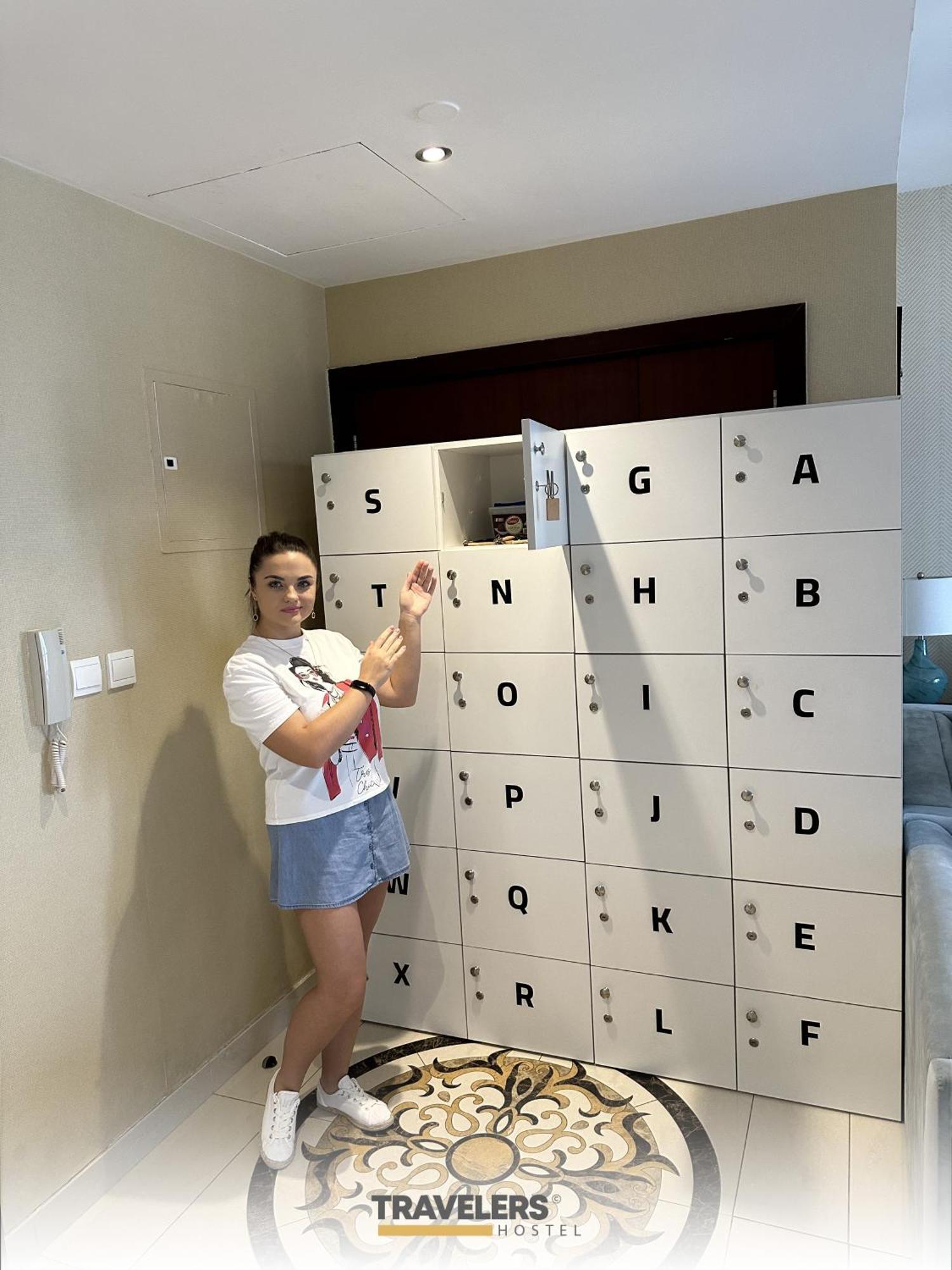 Travelers - Dubai Marina Hostel المظهر الخارجي الصورة