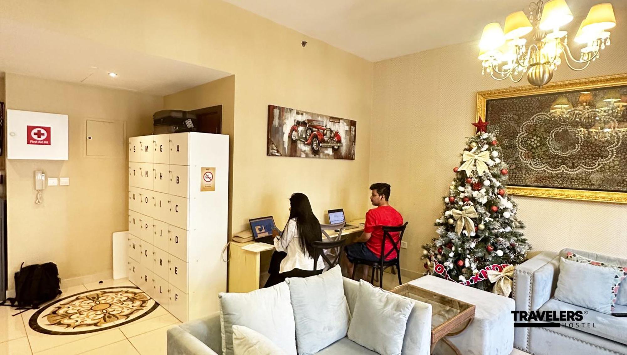 Travelers - Dubai Marina Hostel المظهر الخارجي الصورة
